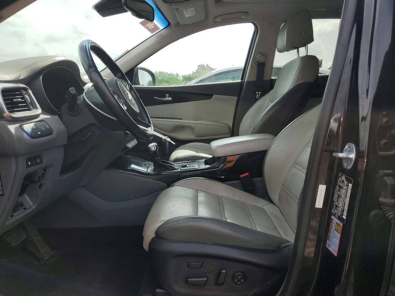 KIA SORENTO