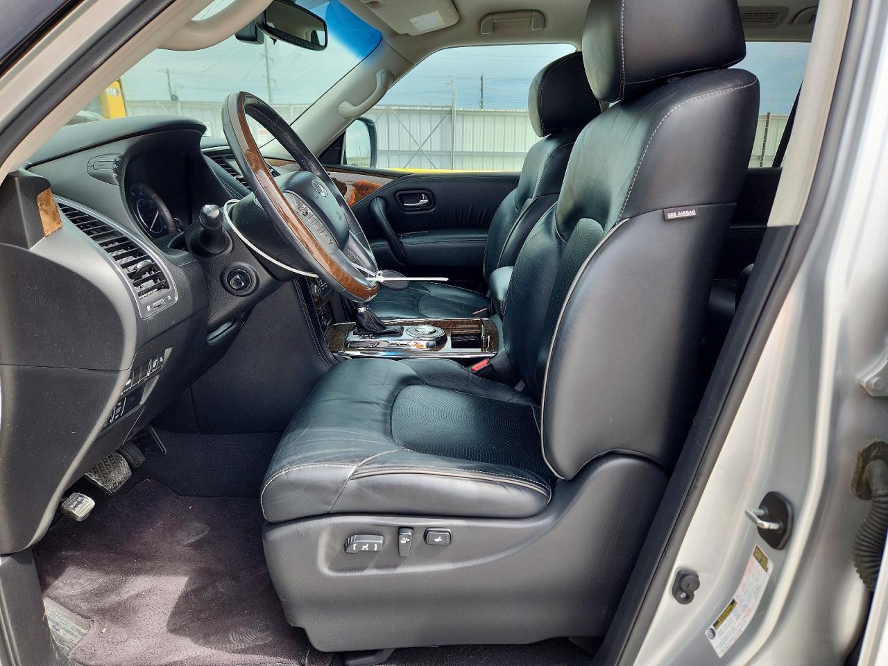 INFINITI QX80