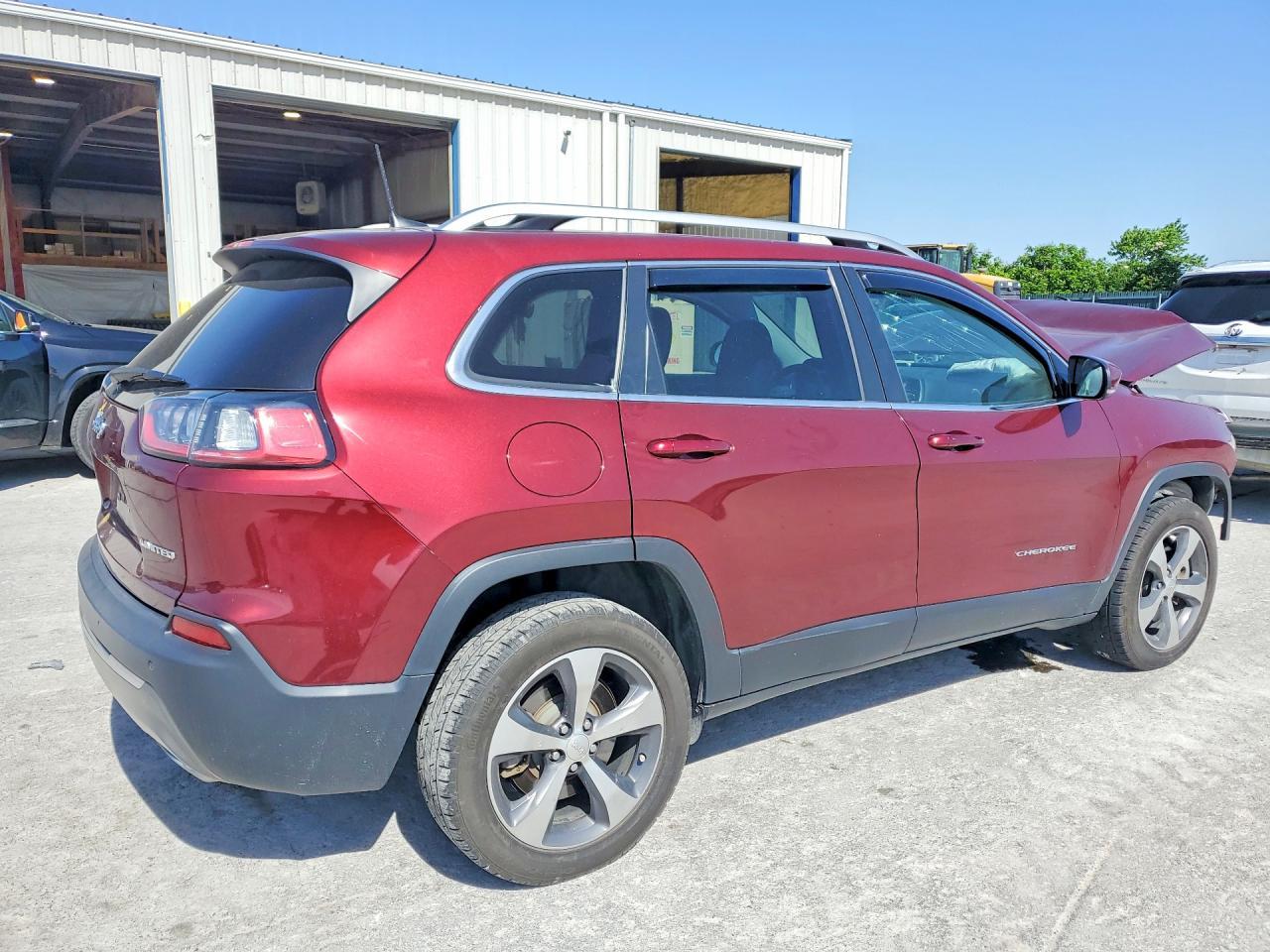 2019 JEEP CHEROKEE — фото 3