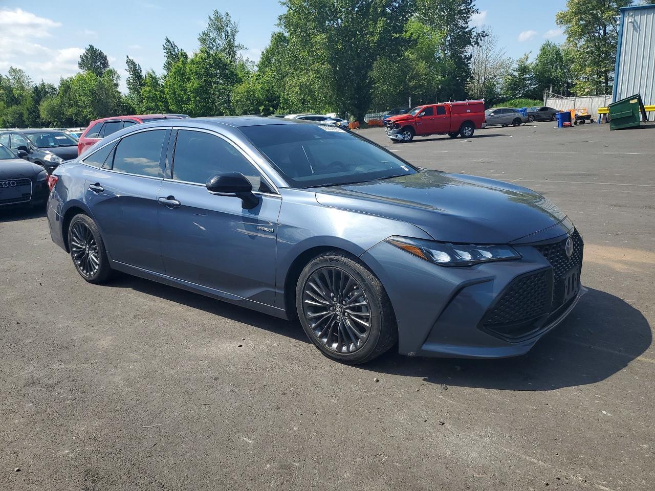 2019 TOYOTA AVALON HYBRID — фото 4