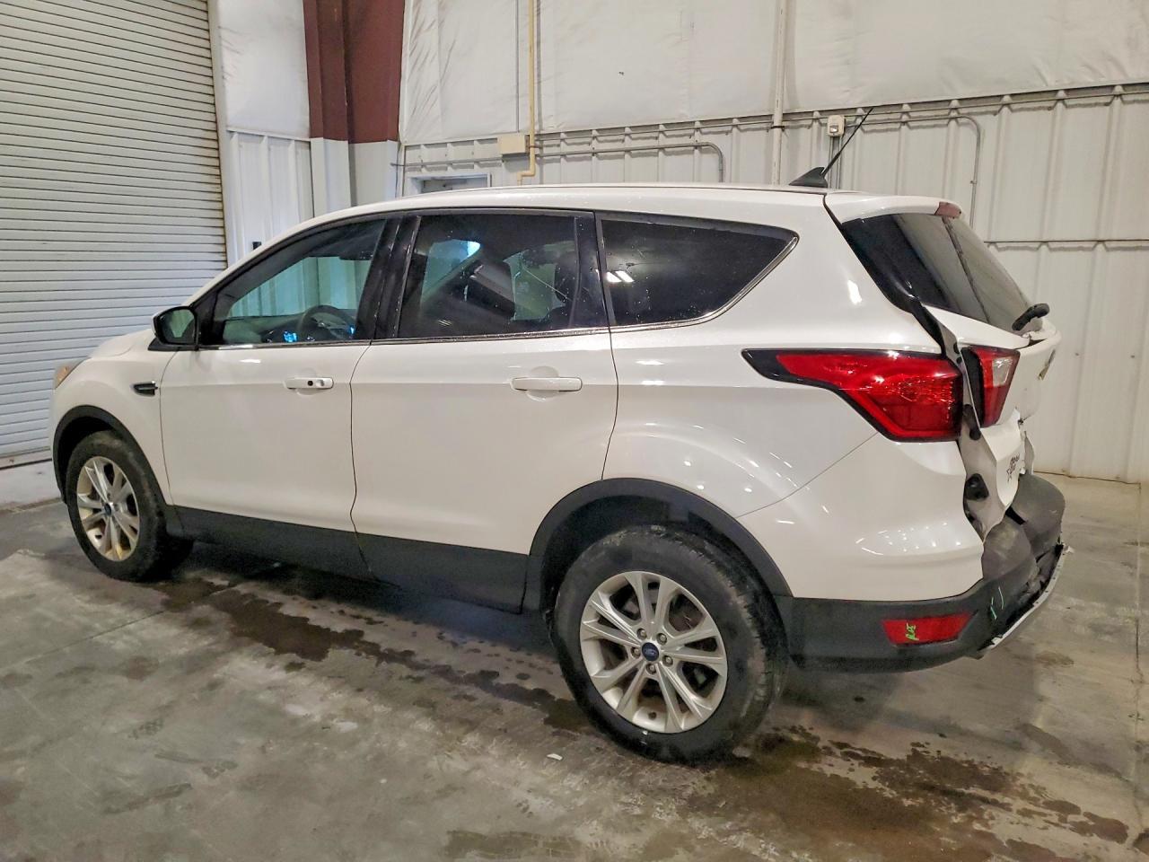 2019 FORD ESCAPE — фото 2