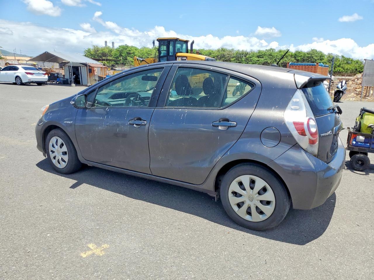 TOYOTA PRIUS C