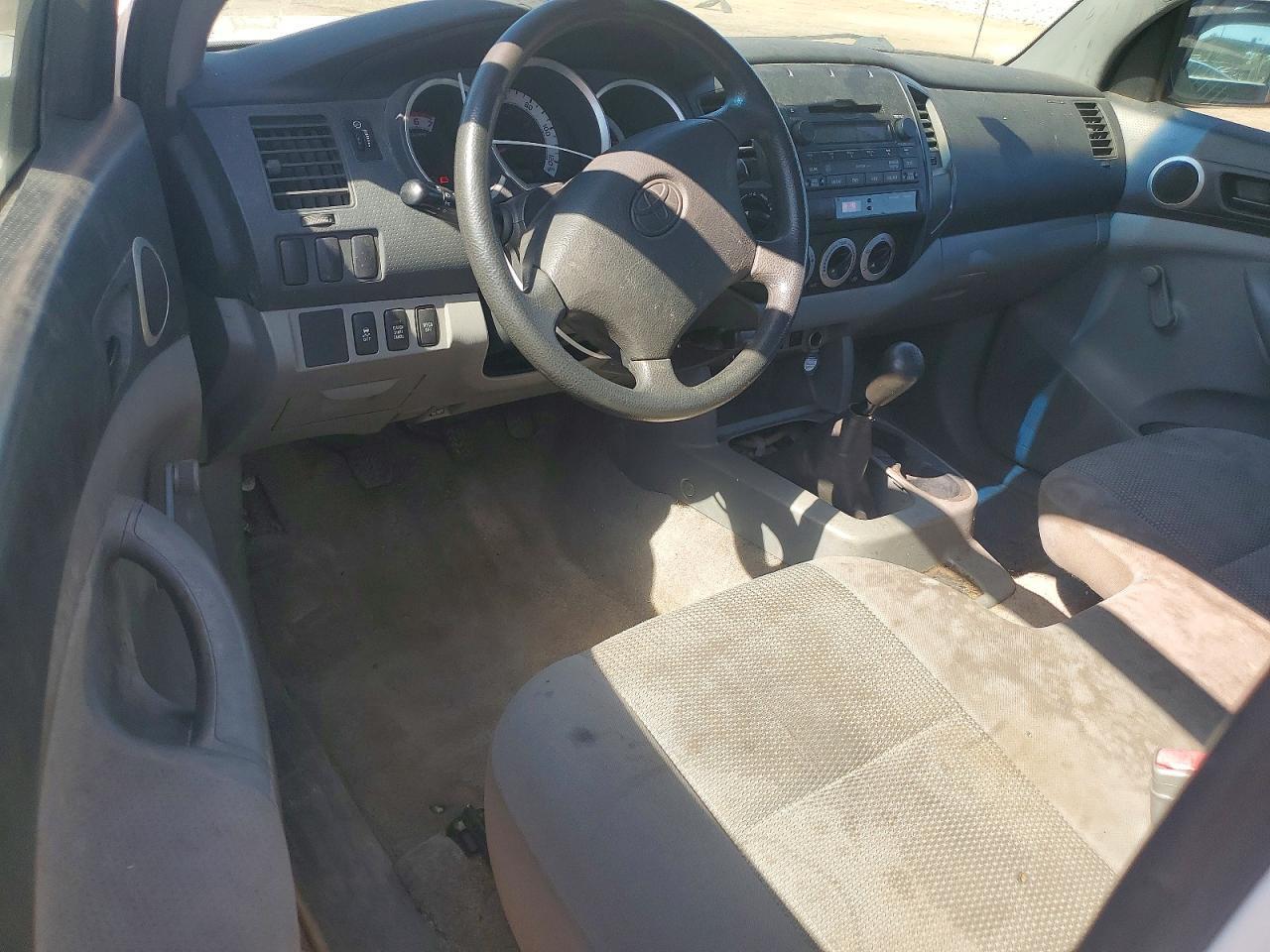 TOYOTA TACOMA