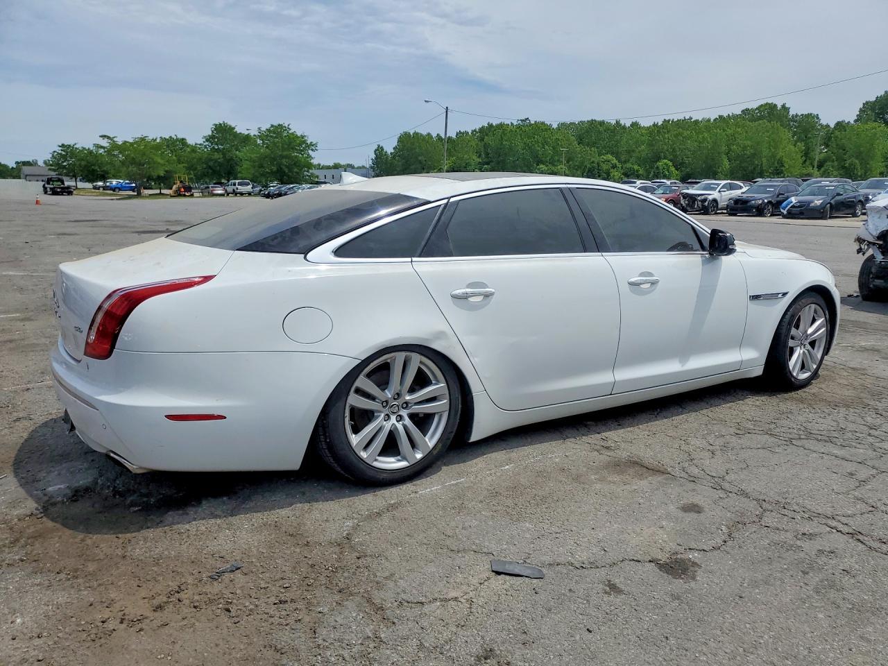 2013 JAGUAR XJ — фото 3