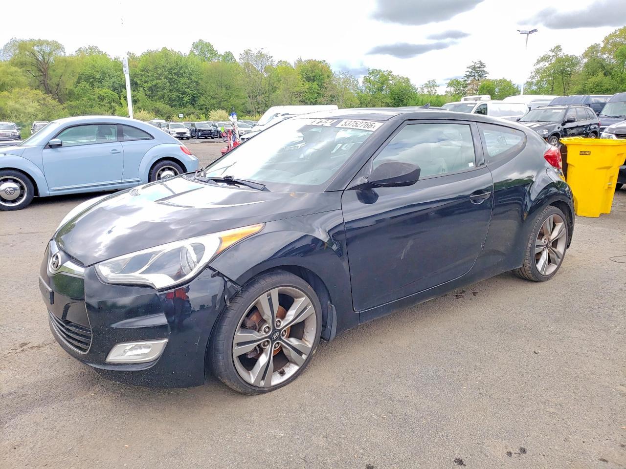 HYUNDAI VELOSTER