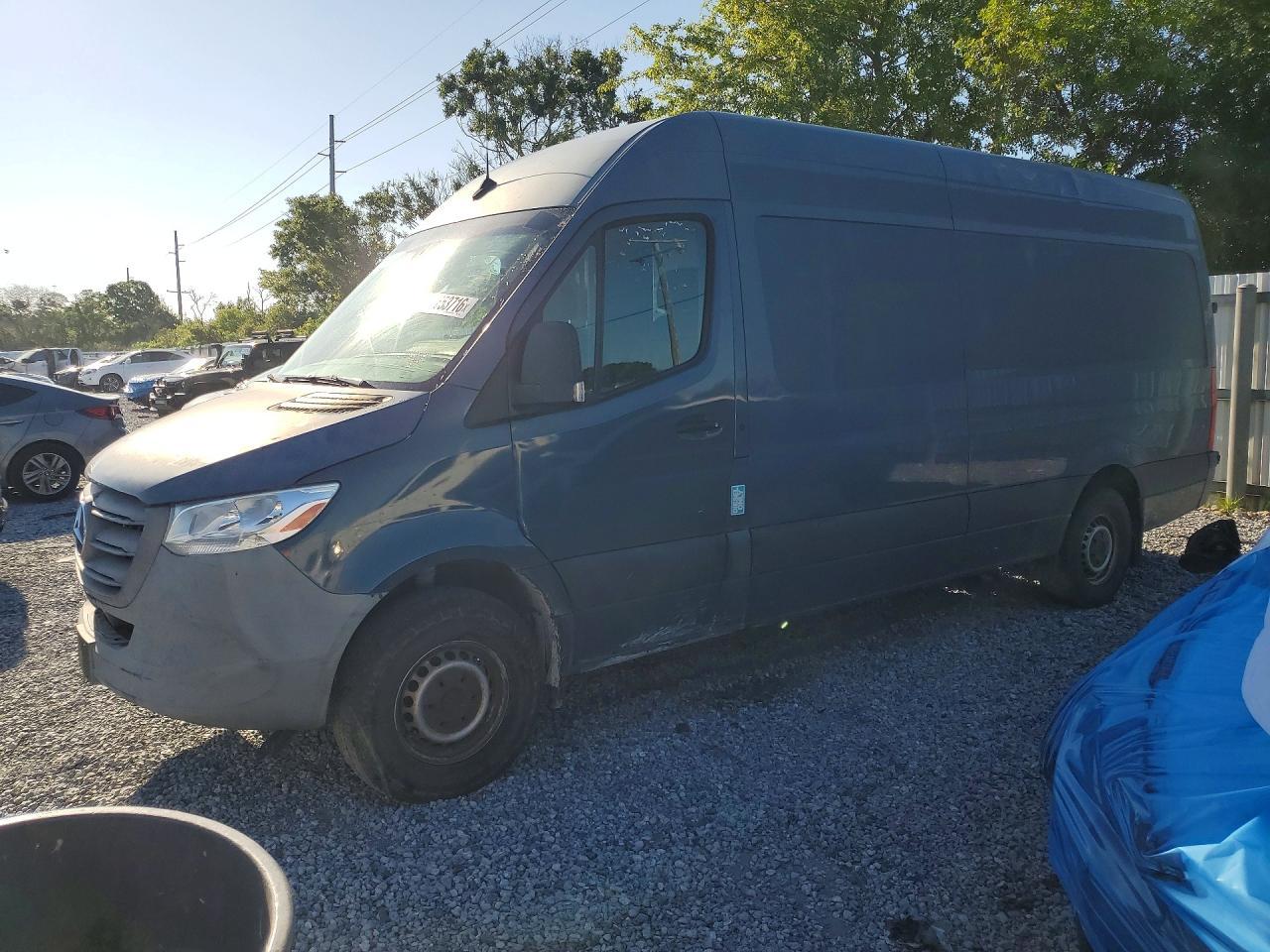 MERCEDES-BENZ SPRINTER
