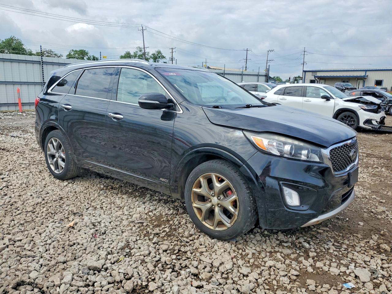 KIA SORENTO
