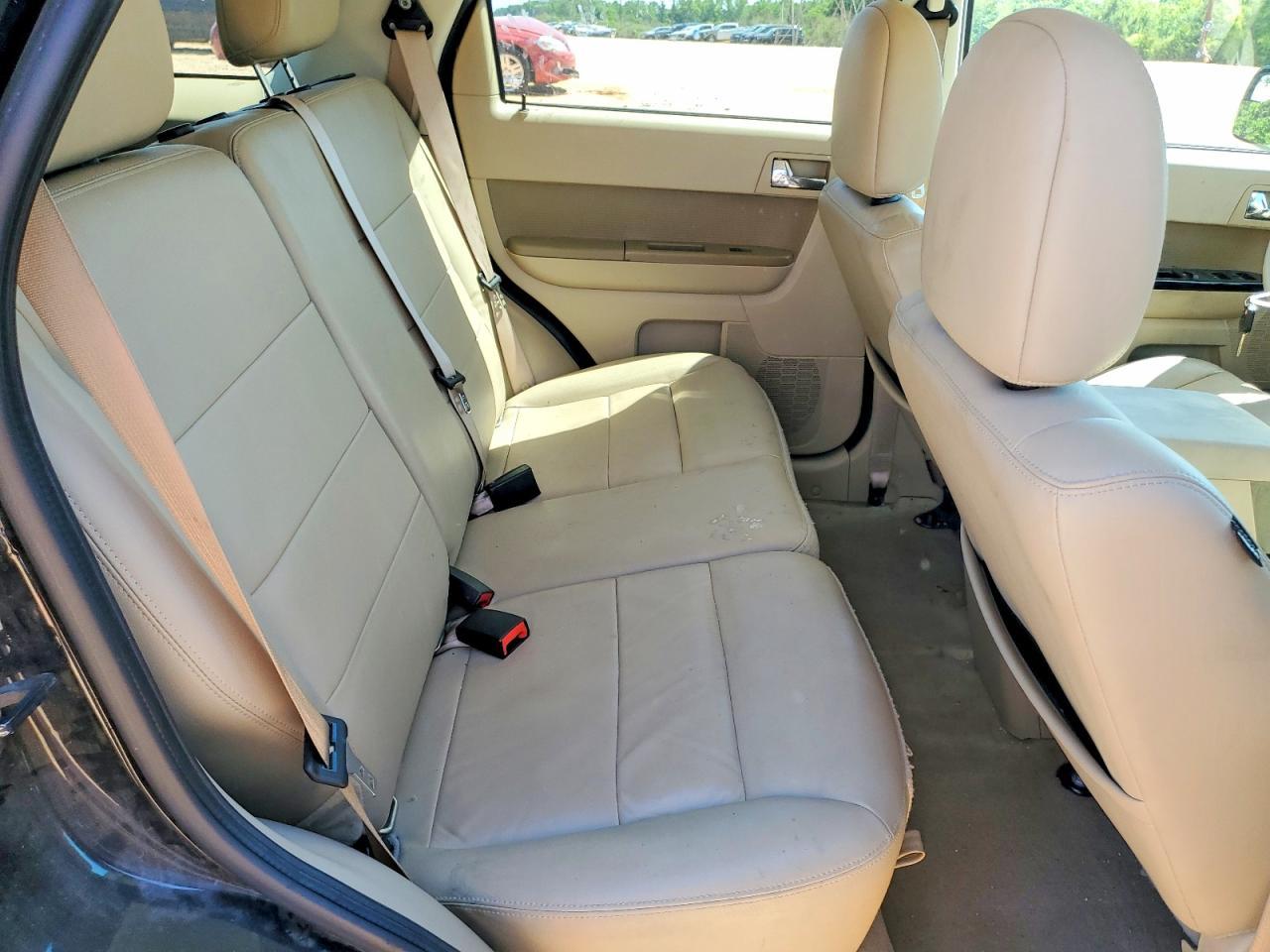 FORD ESCAPE