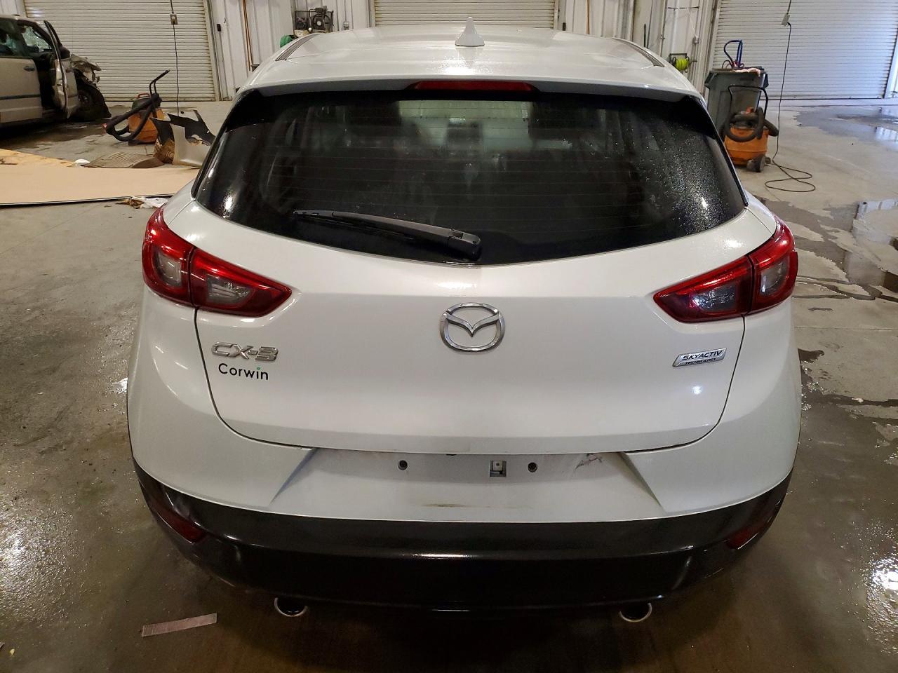 2017 MAZDA CX-3 — фото 6