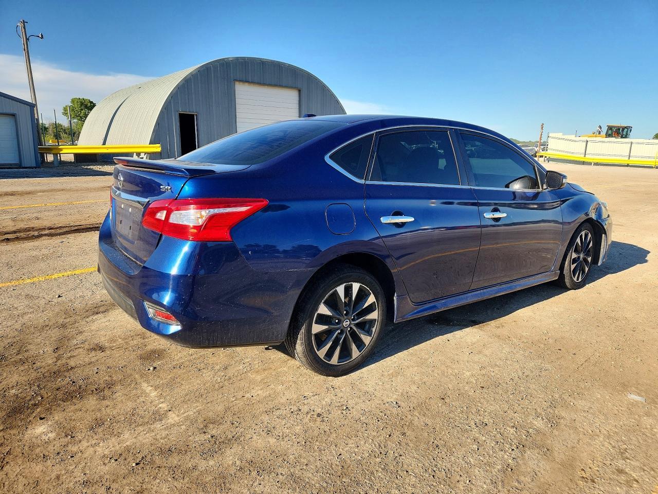 2019 NISSAN SENTRA — фото 3