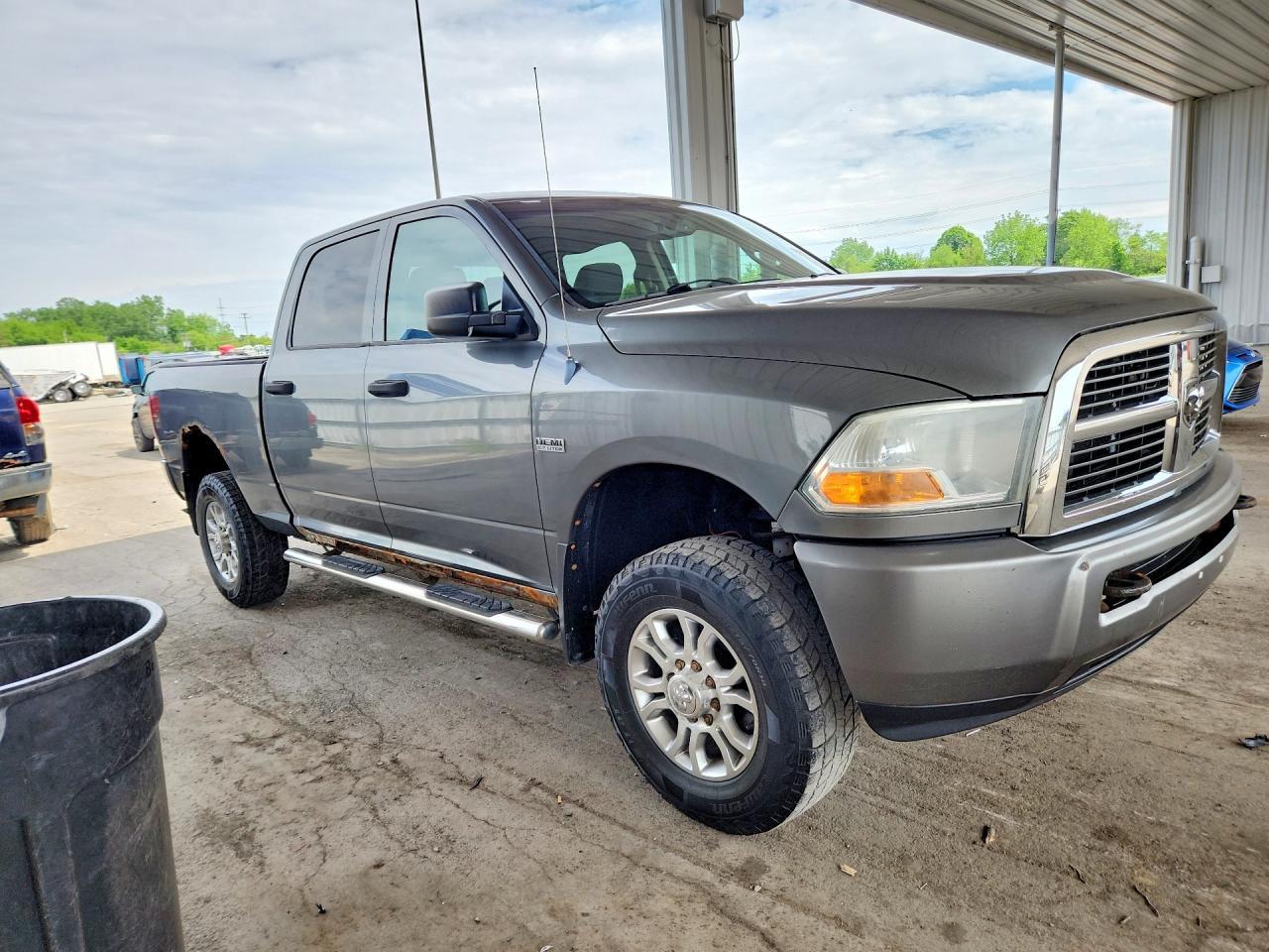 2011 DODGE RAM 2500 — фото 4