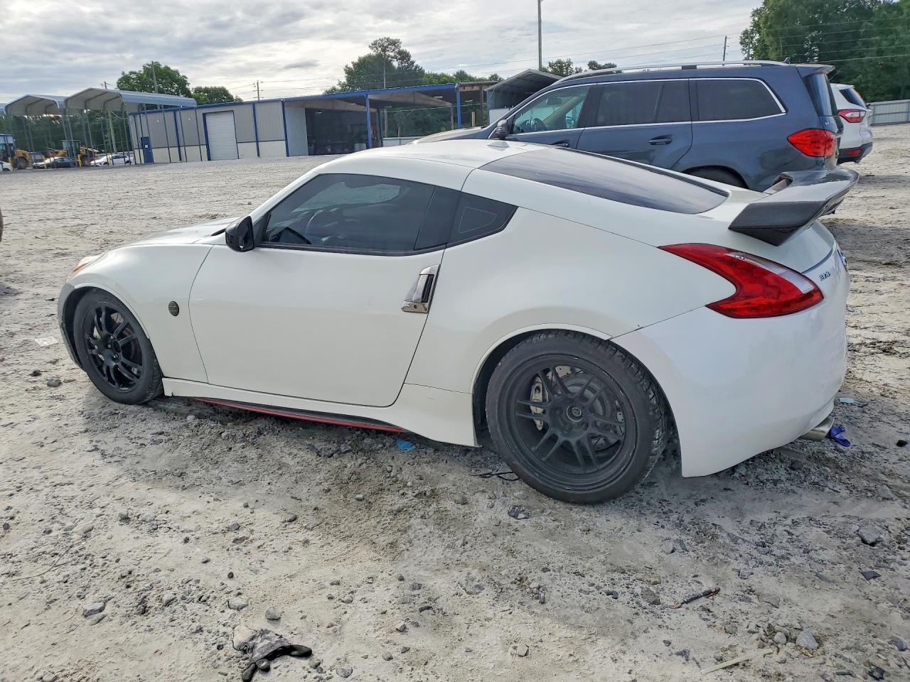 NISSAN 370Z