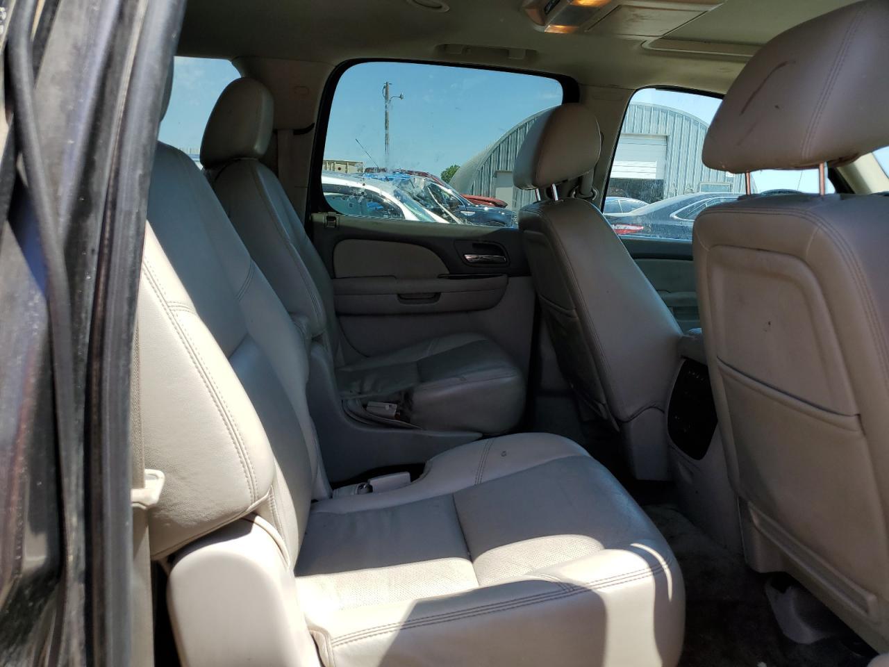 GMC YUKON
