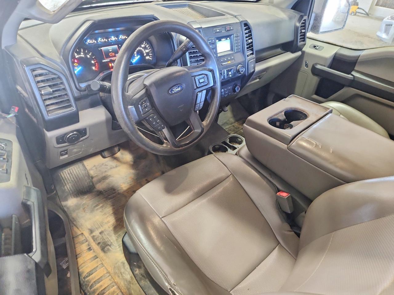 FORD F-150