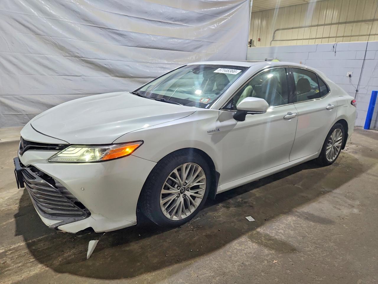 2018 TOYOTA CAMRY HYBRID — фото 1
