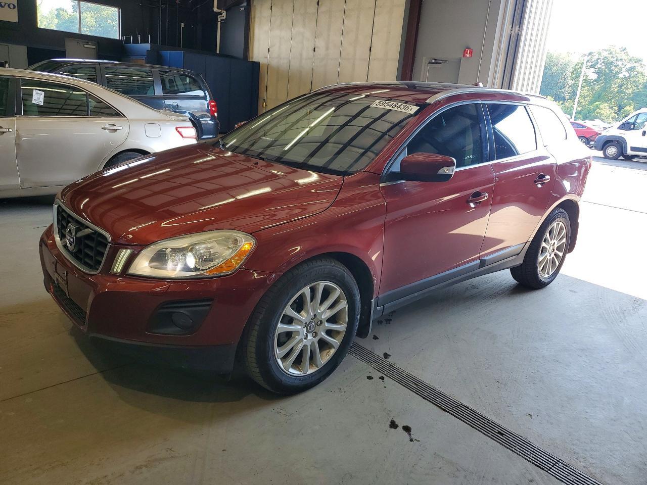 2010 VOLVO XC60 — фото 1