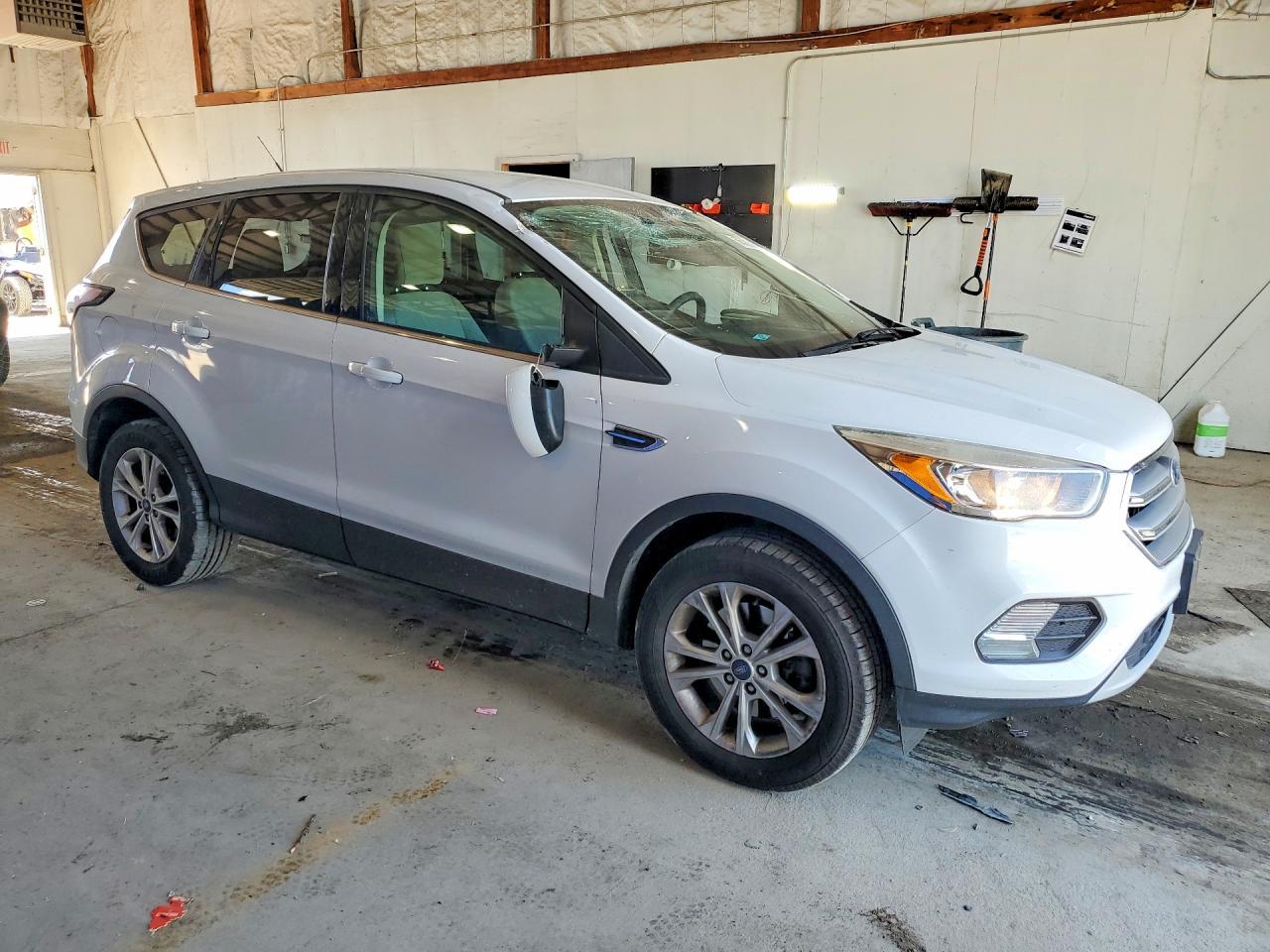 2017 FORD ESCAPE — фото 4