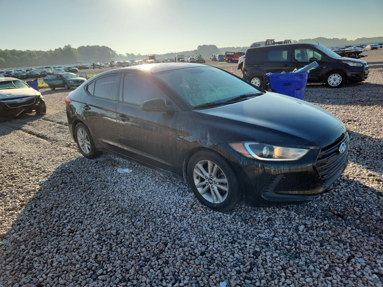 2017 HYUNDAI ELANTRA — фото 4