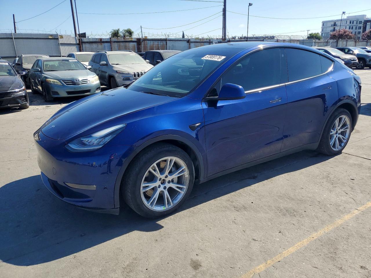 2023 TESLA MODEL Y — фото 1