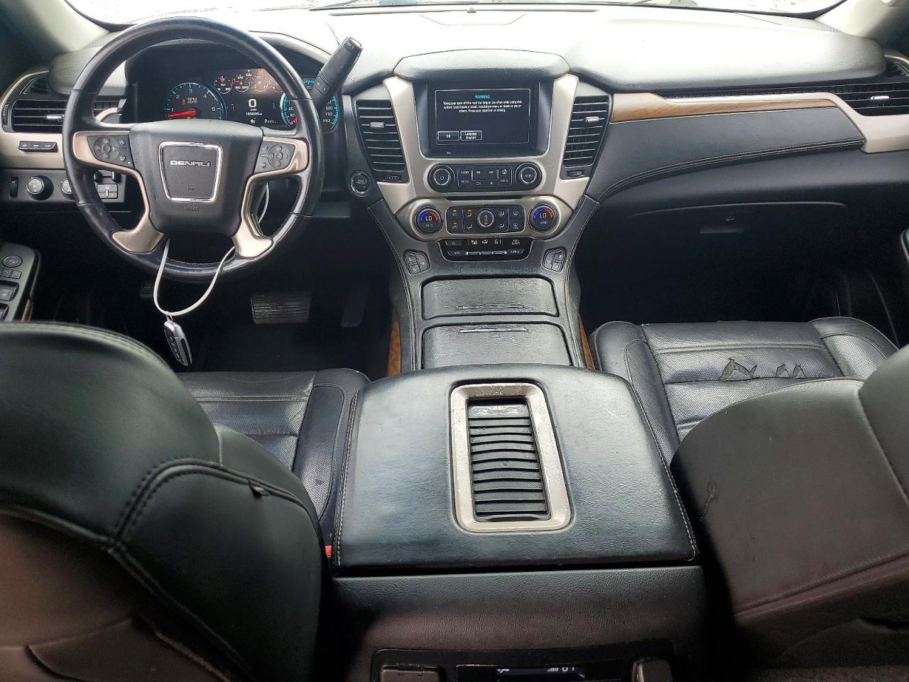 2019 GMC YUKON — фото 8