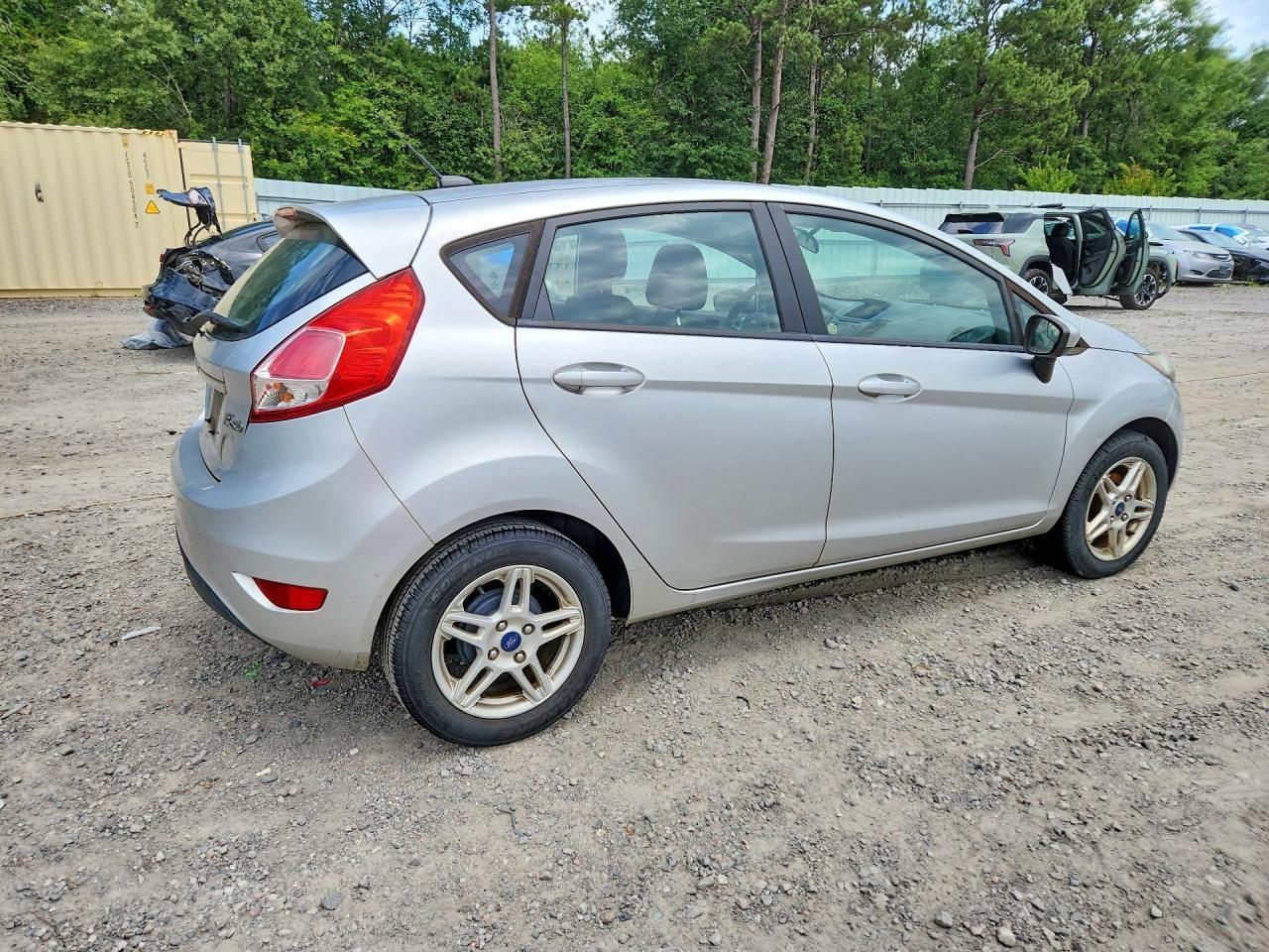 2019 FORD FIESTA — фото 3