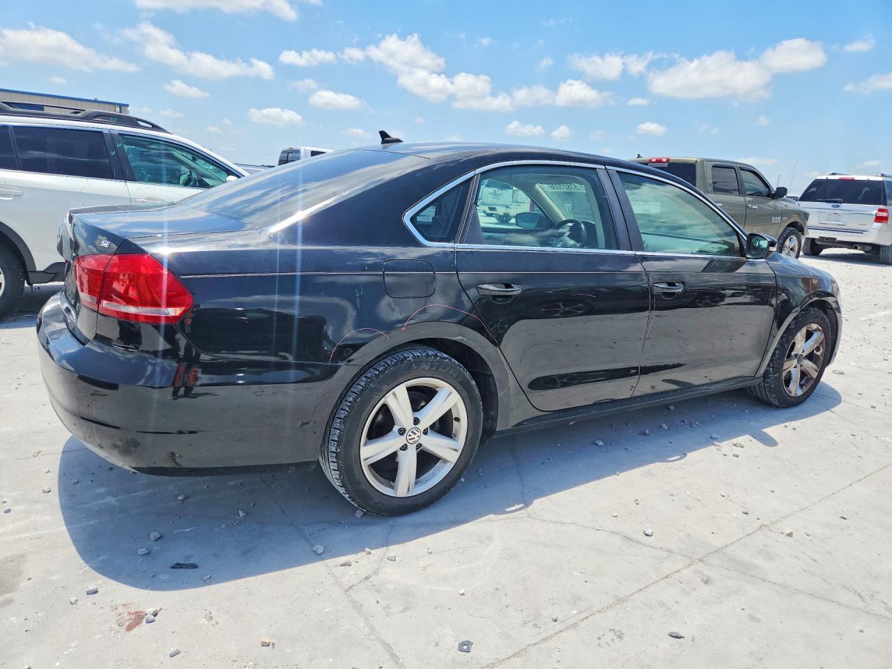 2013 VOLKSWAGEN PASSAT — фото 3