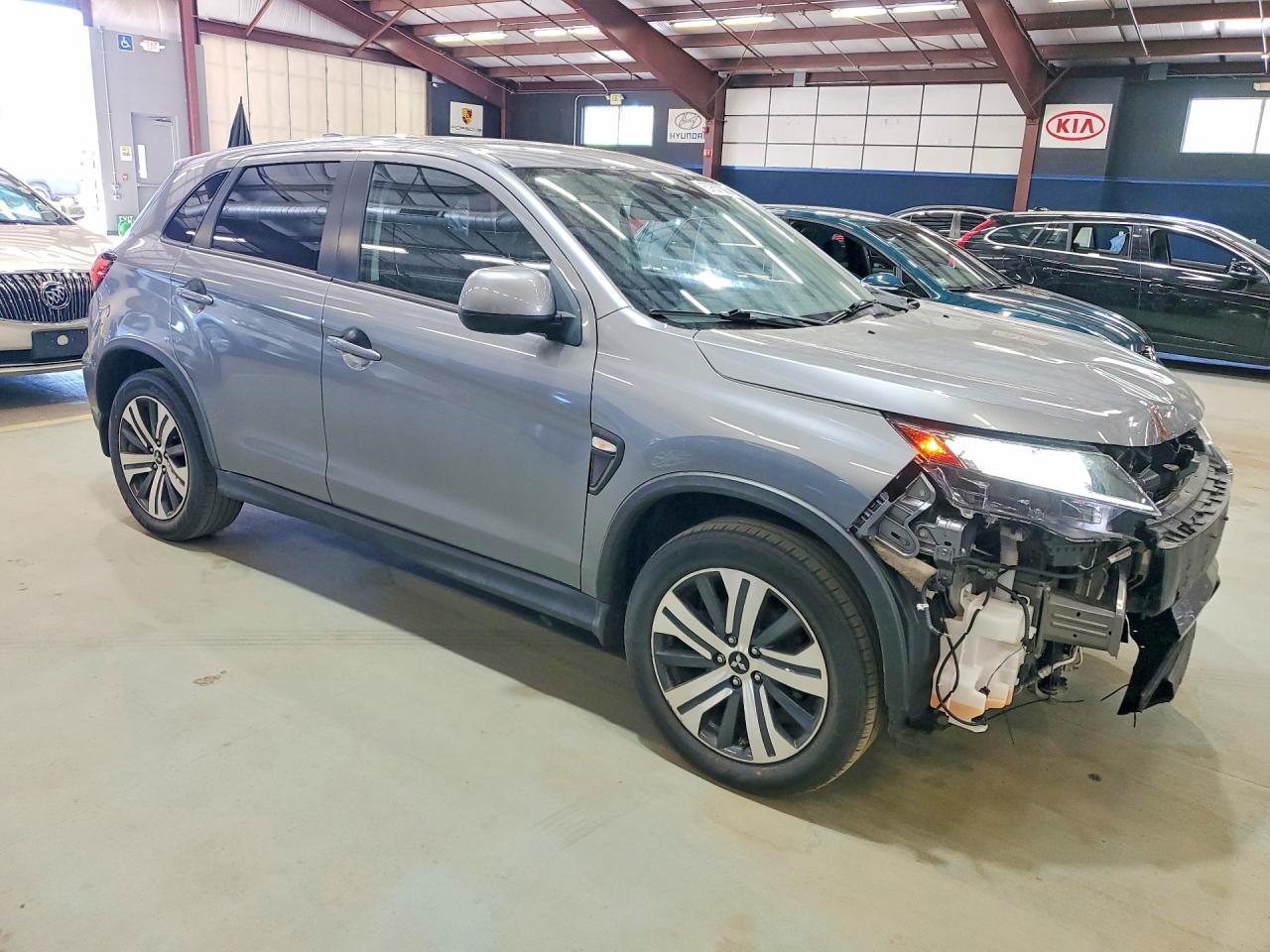 2023 MITSUBISHI OUTLANDER SPORT — фото 4
