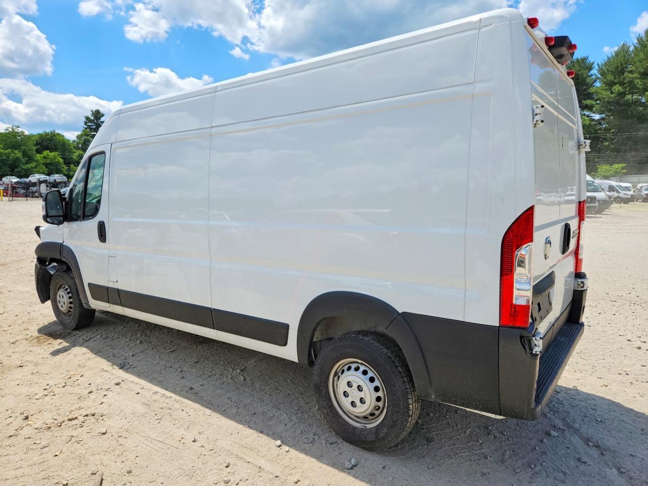 2024 RAM PROMASTER 2500 — фото 2