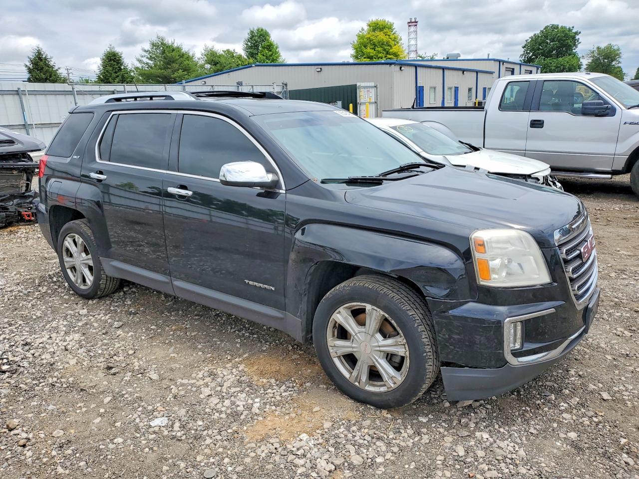 2017 GMC TERRAIN — фото 4