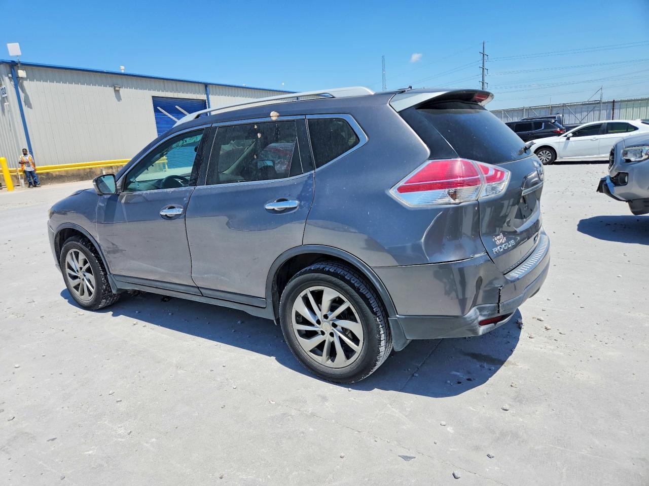 2014 NISSAN ROGUE — фото 2