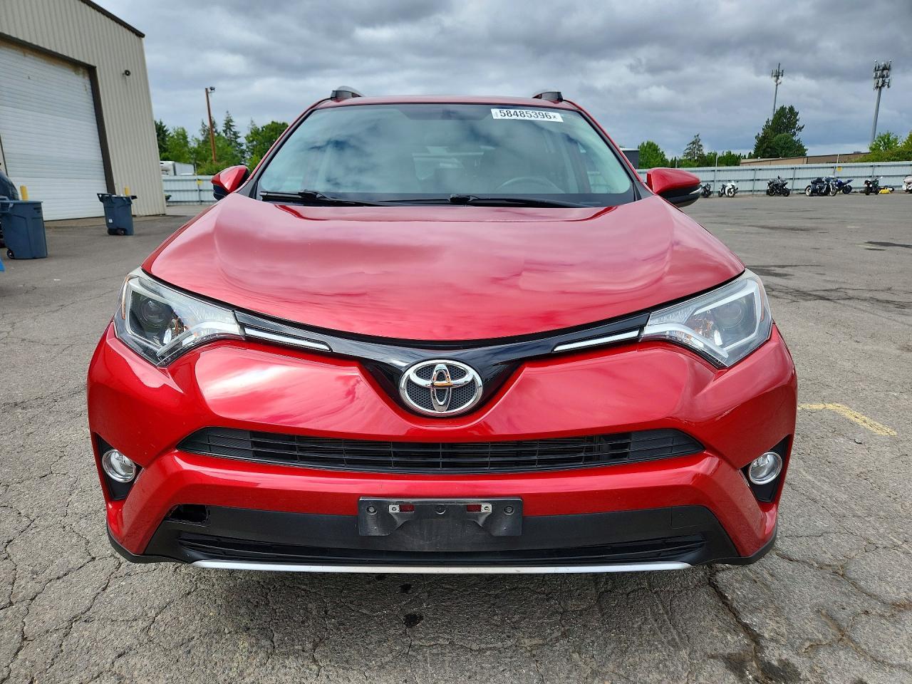 2016 TOYOTA RAV4 — фото 5