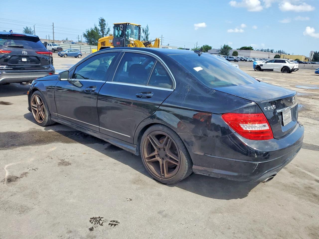 2014 MERCEDES-BENZ C-CLASS — фото 2