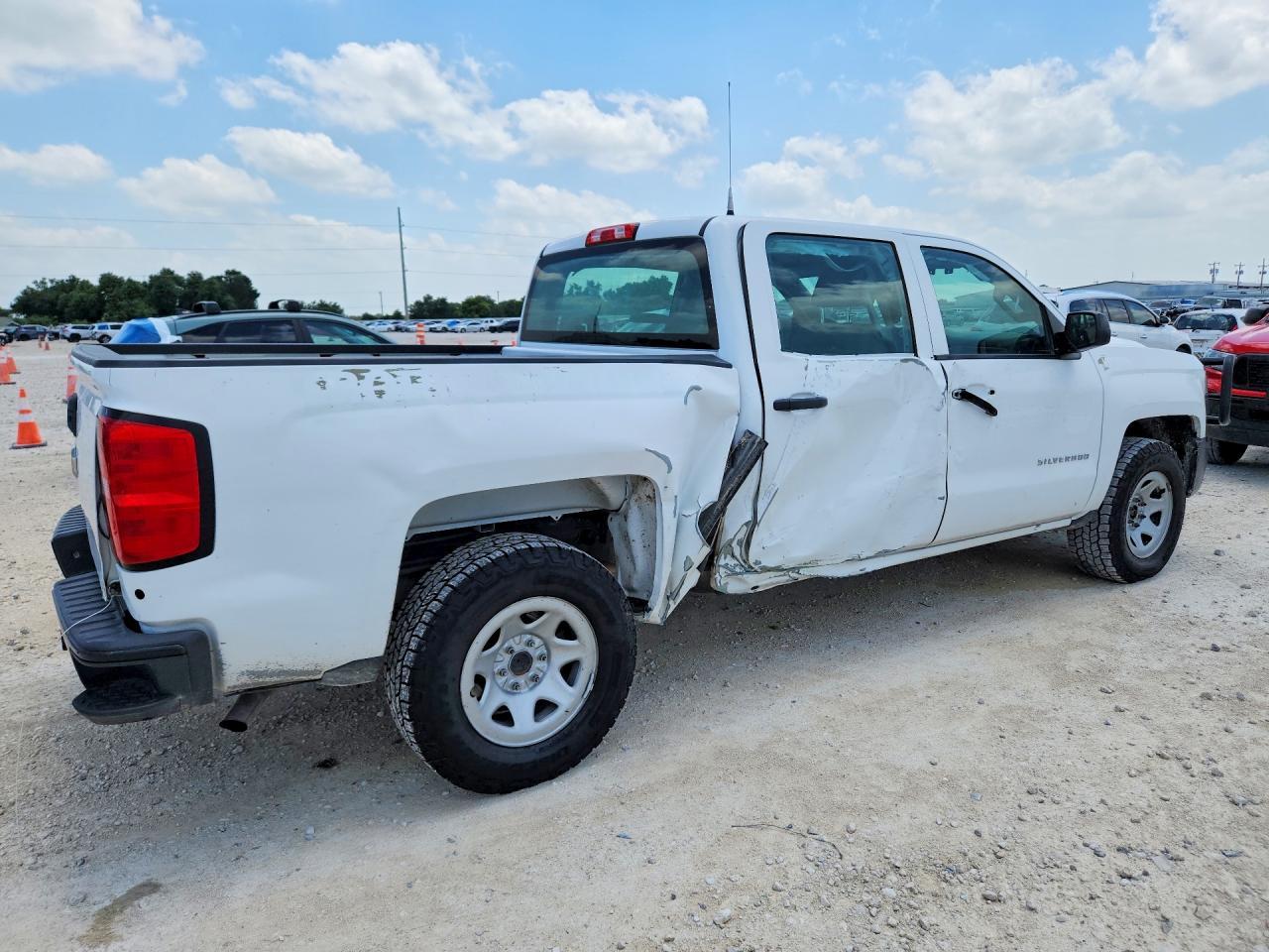 2018 CHEVROLET SILVERADO 1500 — фото 3