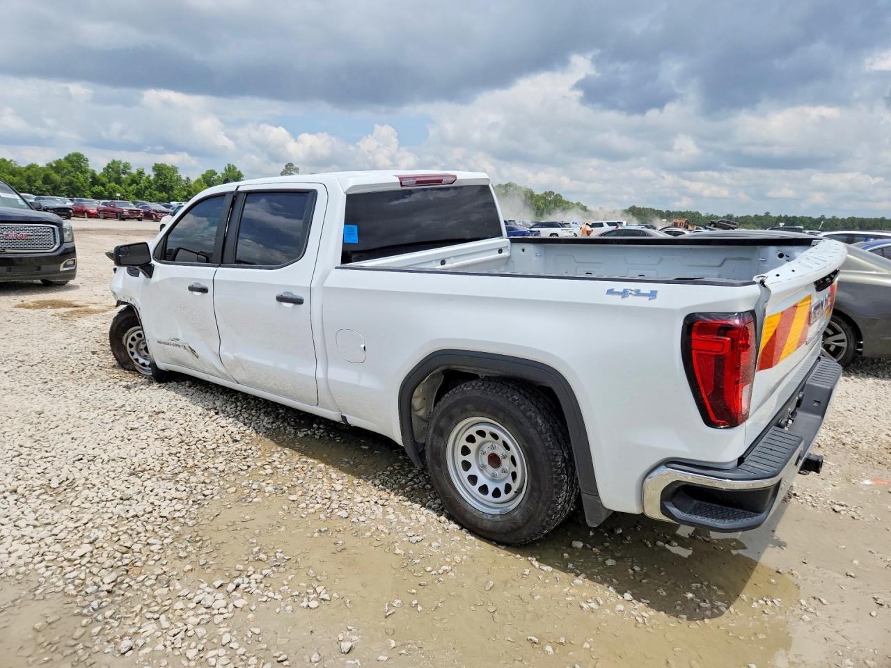 GMC SIERRA