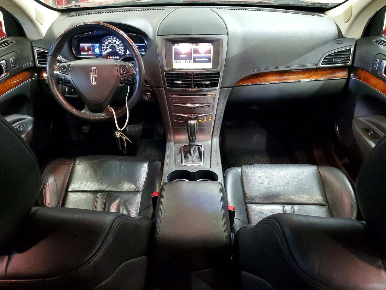 2016 LINCOLN MKT — фото 8