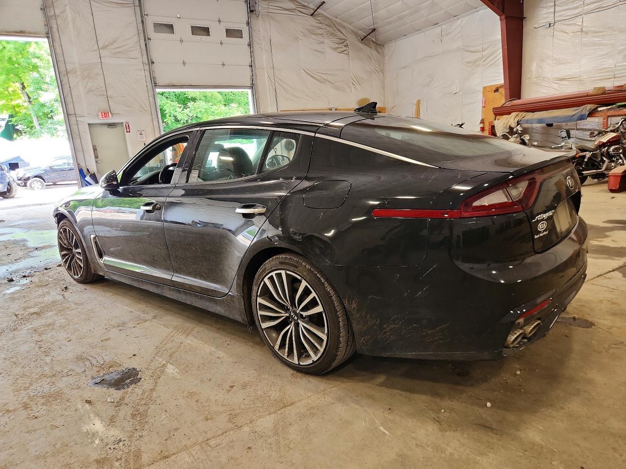 2018 KIA STINGER — фото 2