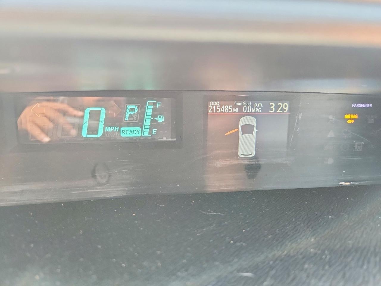 2012 TOYOTA PRIUS C — фото 9