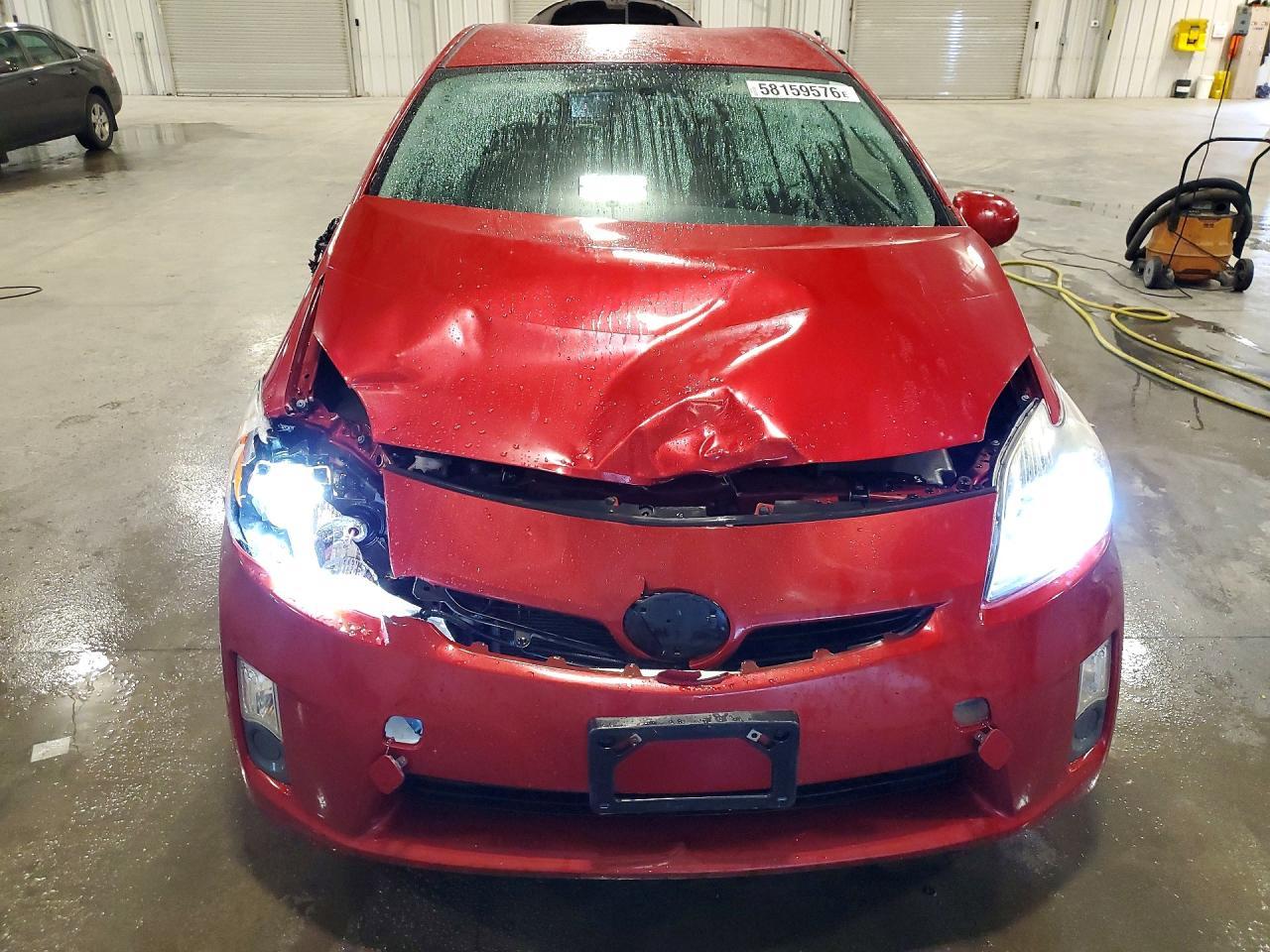 2011 TOYOTA PRIUS — фото 5