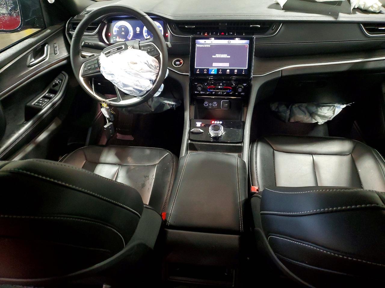2025 JEEP GRAND CHEROKEE — фото 8