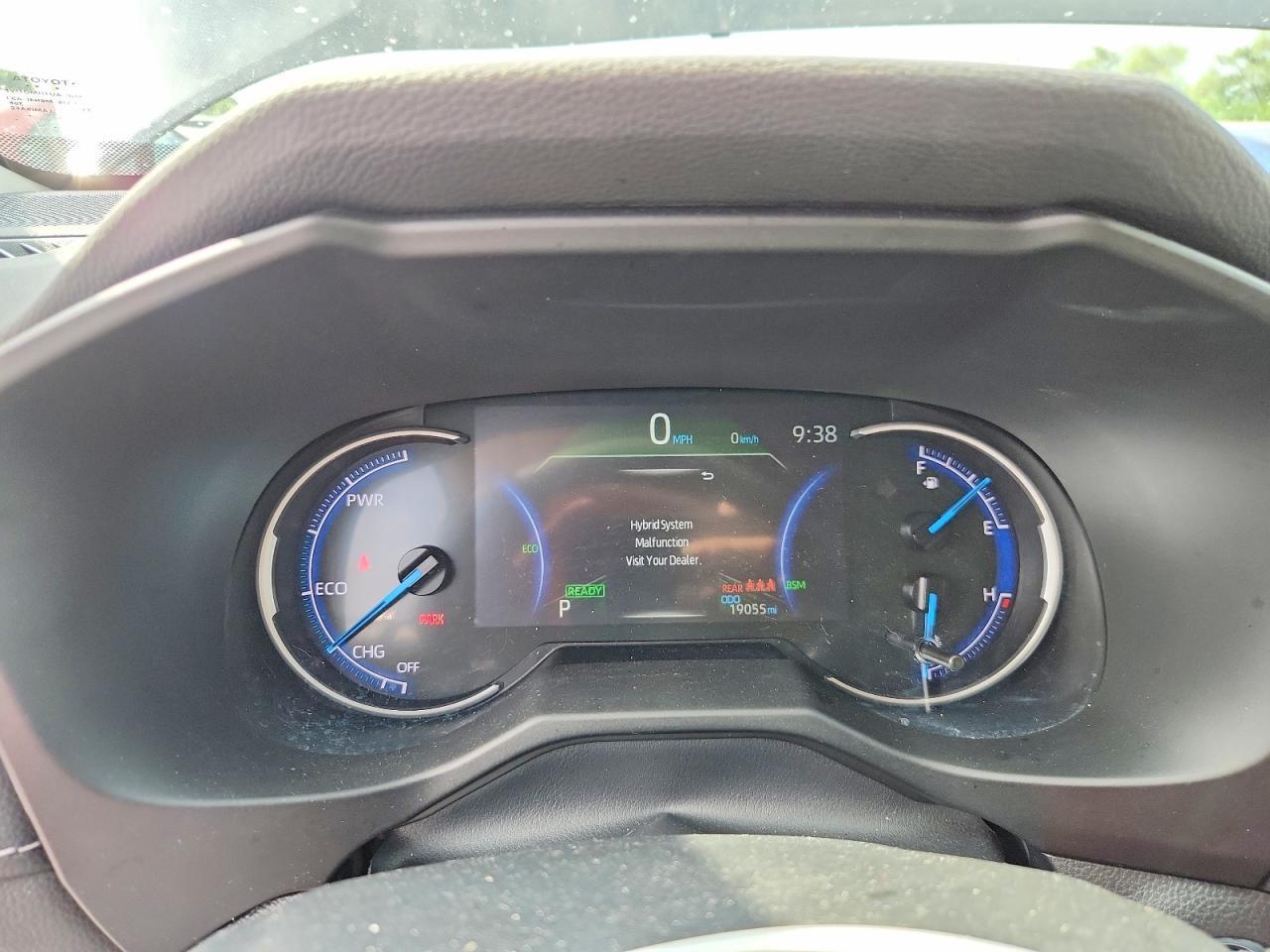 2023 TOYOTA RAV4 HYBRID — фото 9