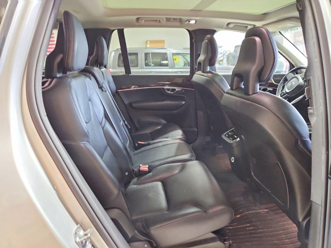 2016 VOLVO XC90 — фото 11