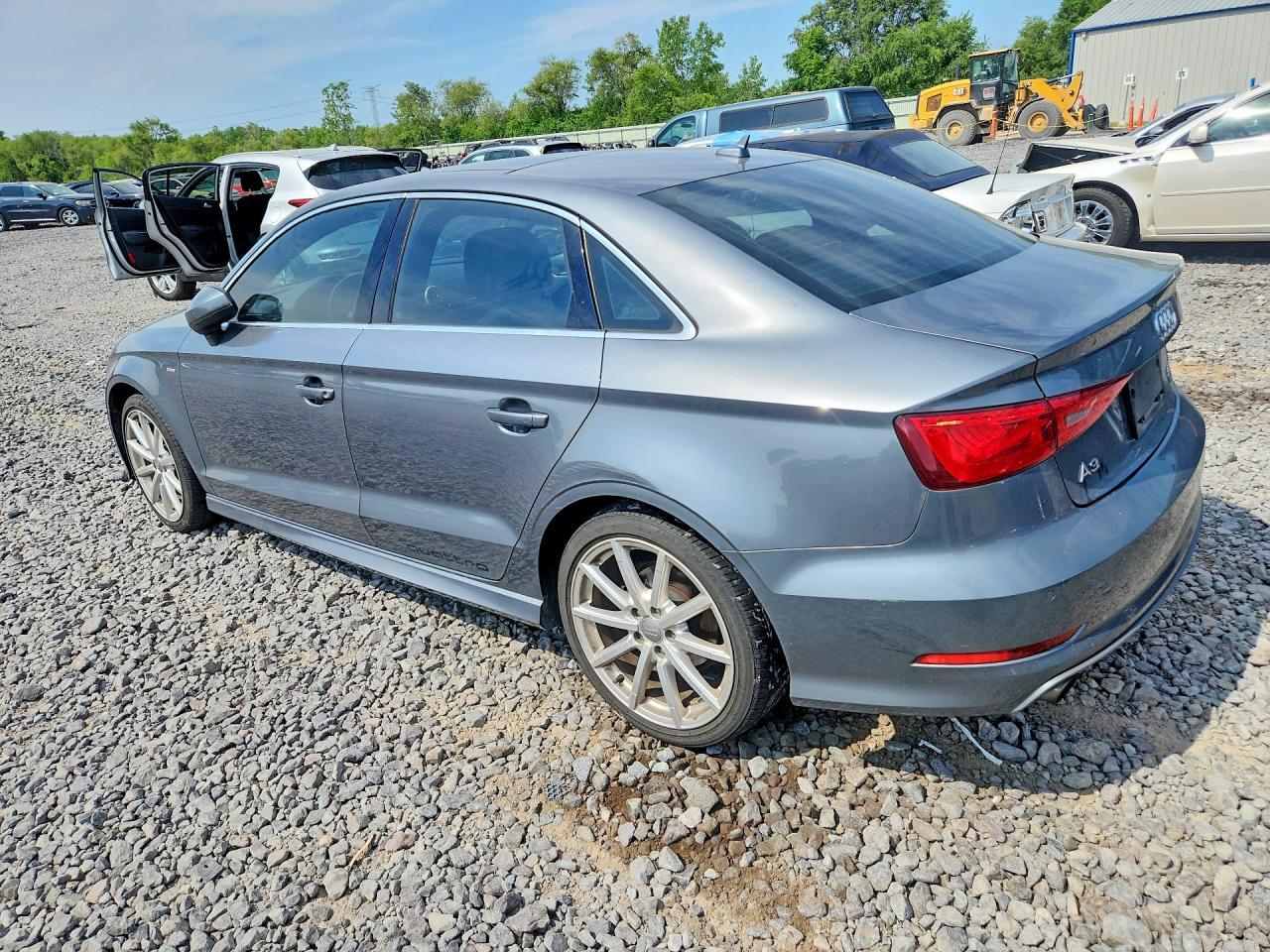2016 AUDI A3 — фото 2