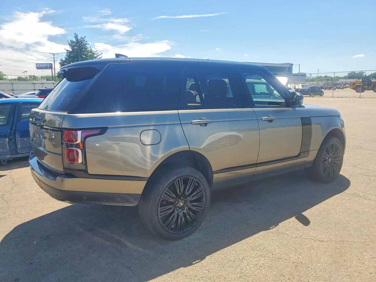 LAND ROVER RANGE ROVER