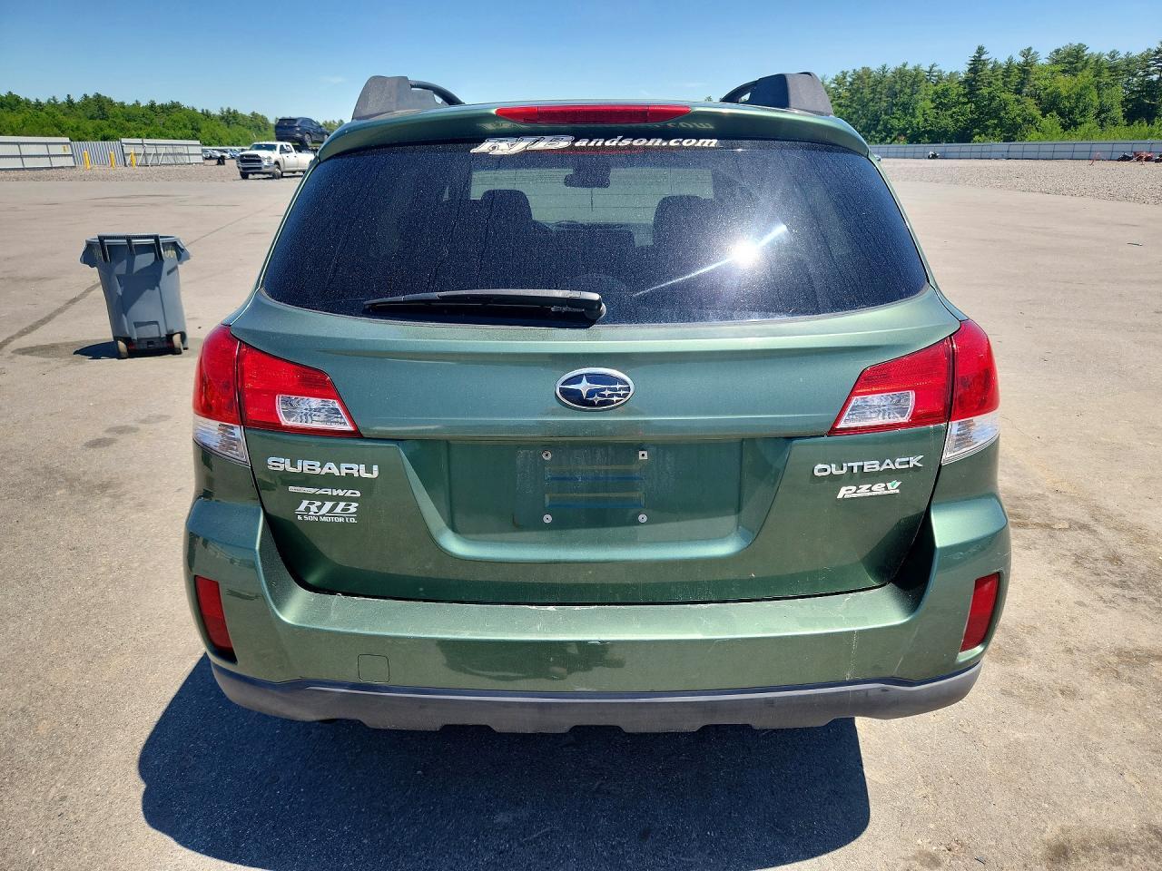 SUBARU OUTBACK