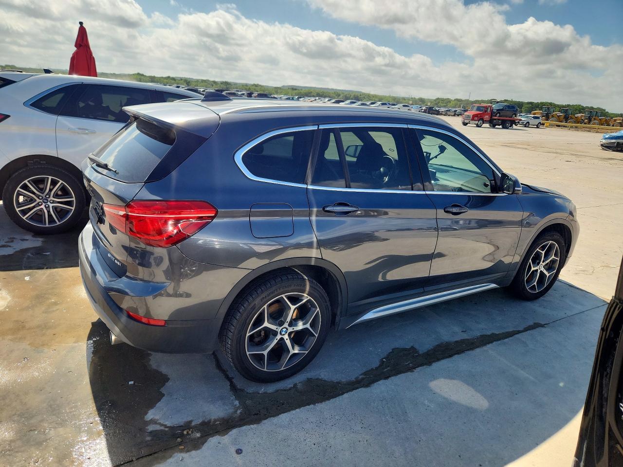 2018 BMW X1 — фото 3