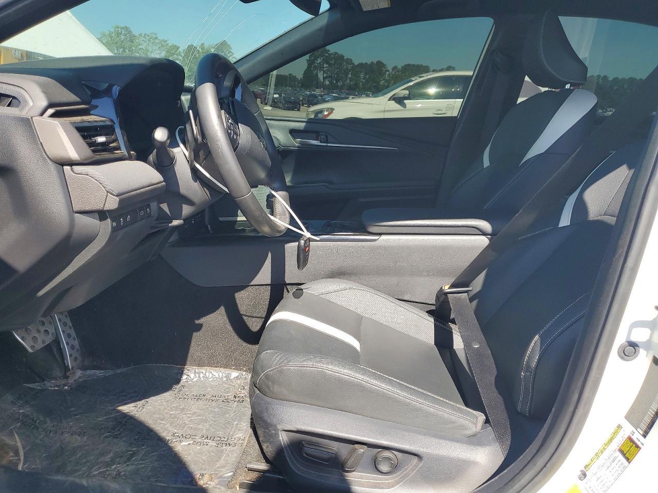 2025 TOYOTA CAMRY HYBRID — фото 7