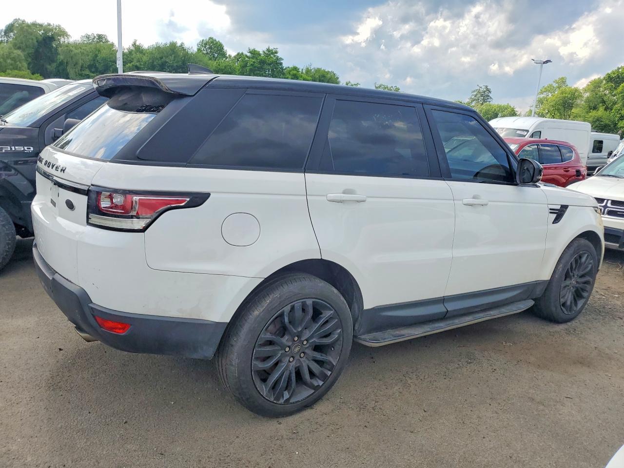 2017 LAND ROVER RANGE ROVER SPORT — фото 3