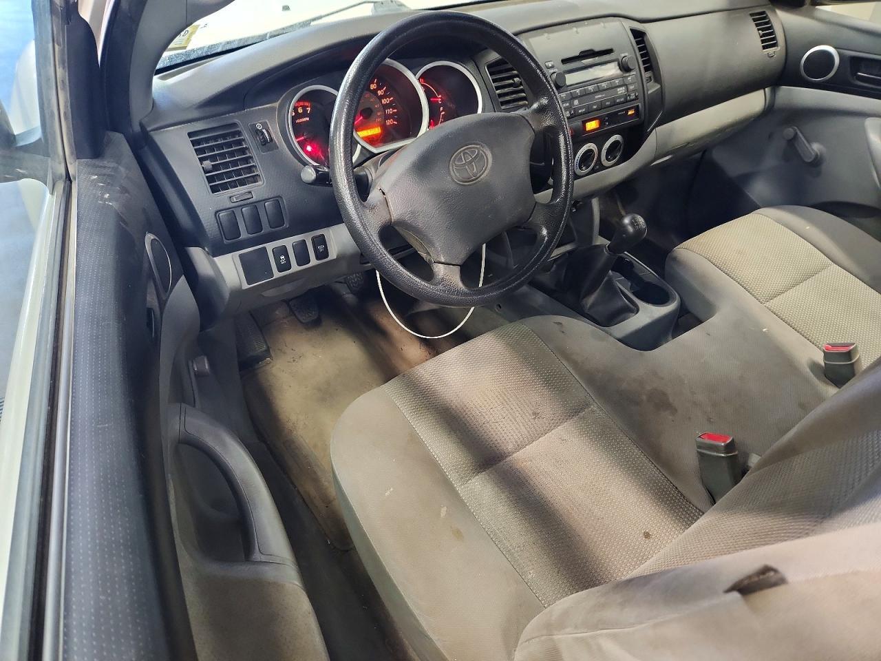 TOYOTA TACOMA
