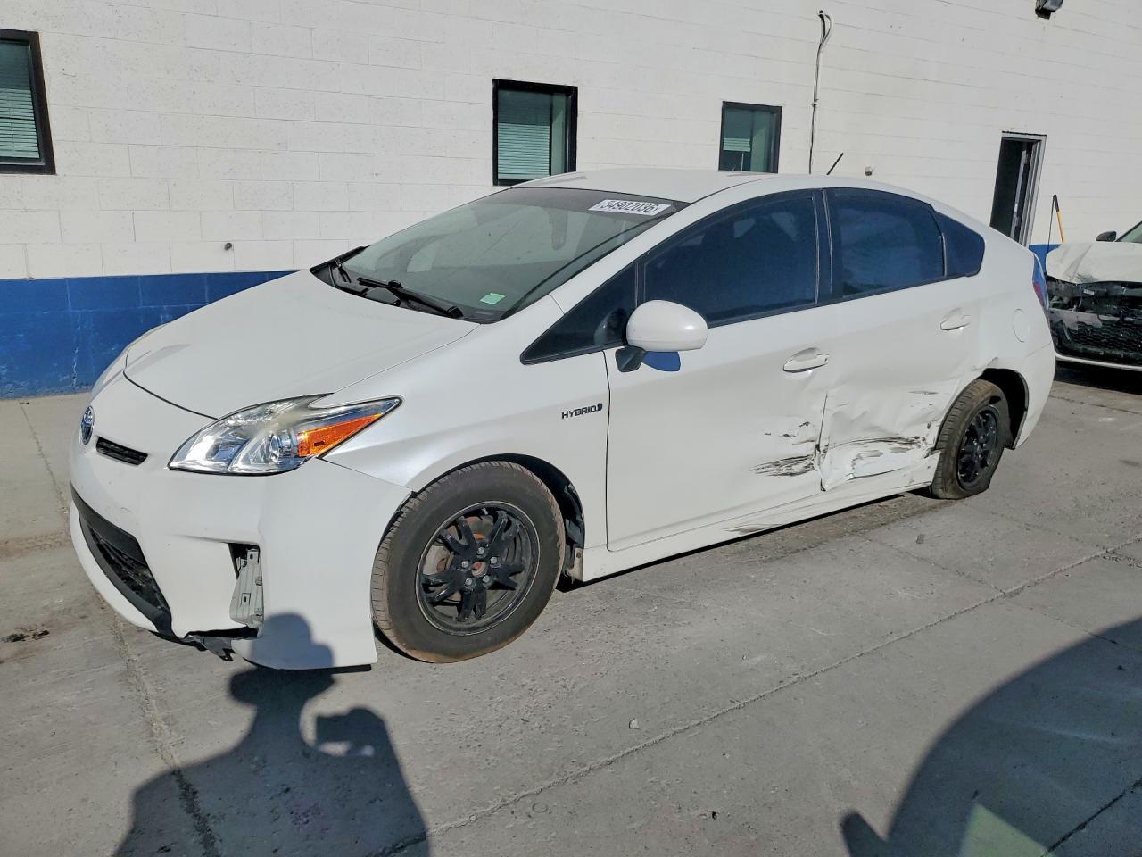 2015 TOYOTA PRIUS — фото 1