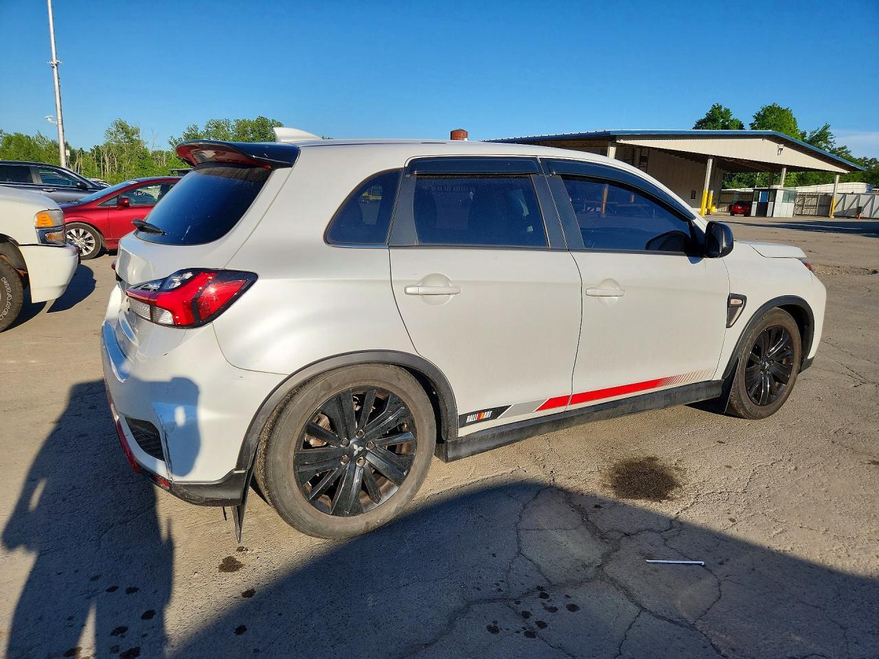2023 MITSUBISHI OUTLANDER SPORT — фото 3
